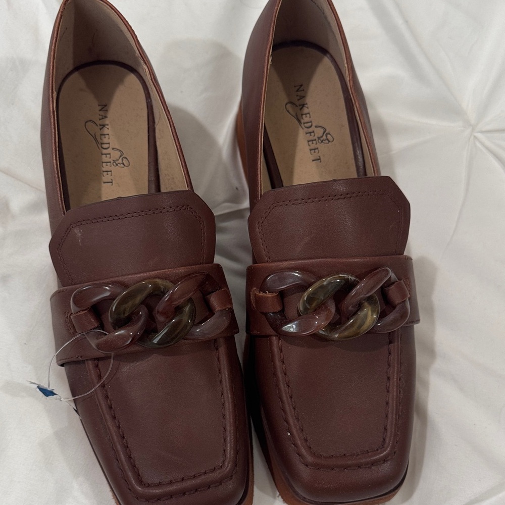 New Naked Feet 100% brown leather size 9 shoes🍀🍀